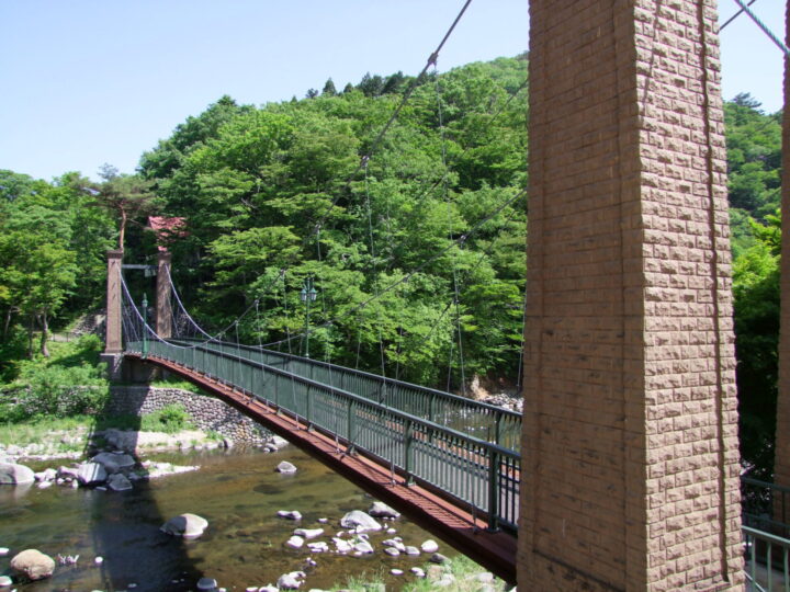 山ゆりの吊橋