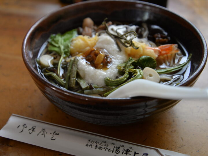 多助そば 湯津上屋