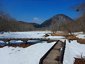 雪解けの大沼公園